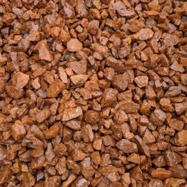 Red Granite Chippings | 14mm | 850kg | Natural product | Coverage of 30m² at 20mm Depth