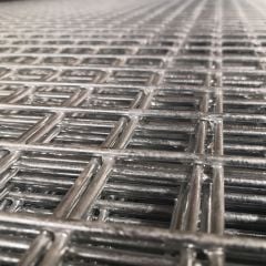 Suregreen | Premium Galvanised Welded Wire Panel | 6 Gauge | 8ft x 4ft | 2" Holes