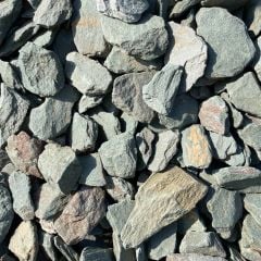 Green Slate Chippings | 40mm | 850kg | Welsh Slate | Coverage of 12m² at 50mm Depth
